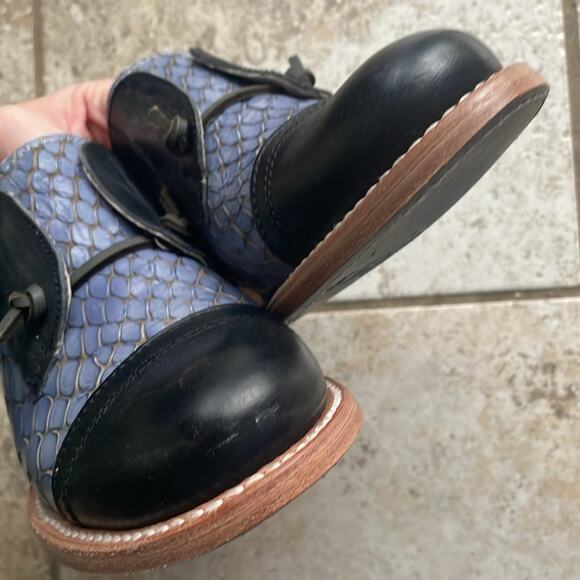 Freebird Malena Leather Oxford Mule Navy Multi - Picture 9 of 16